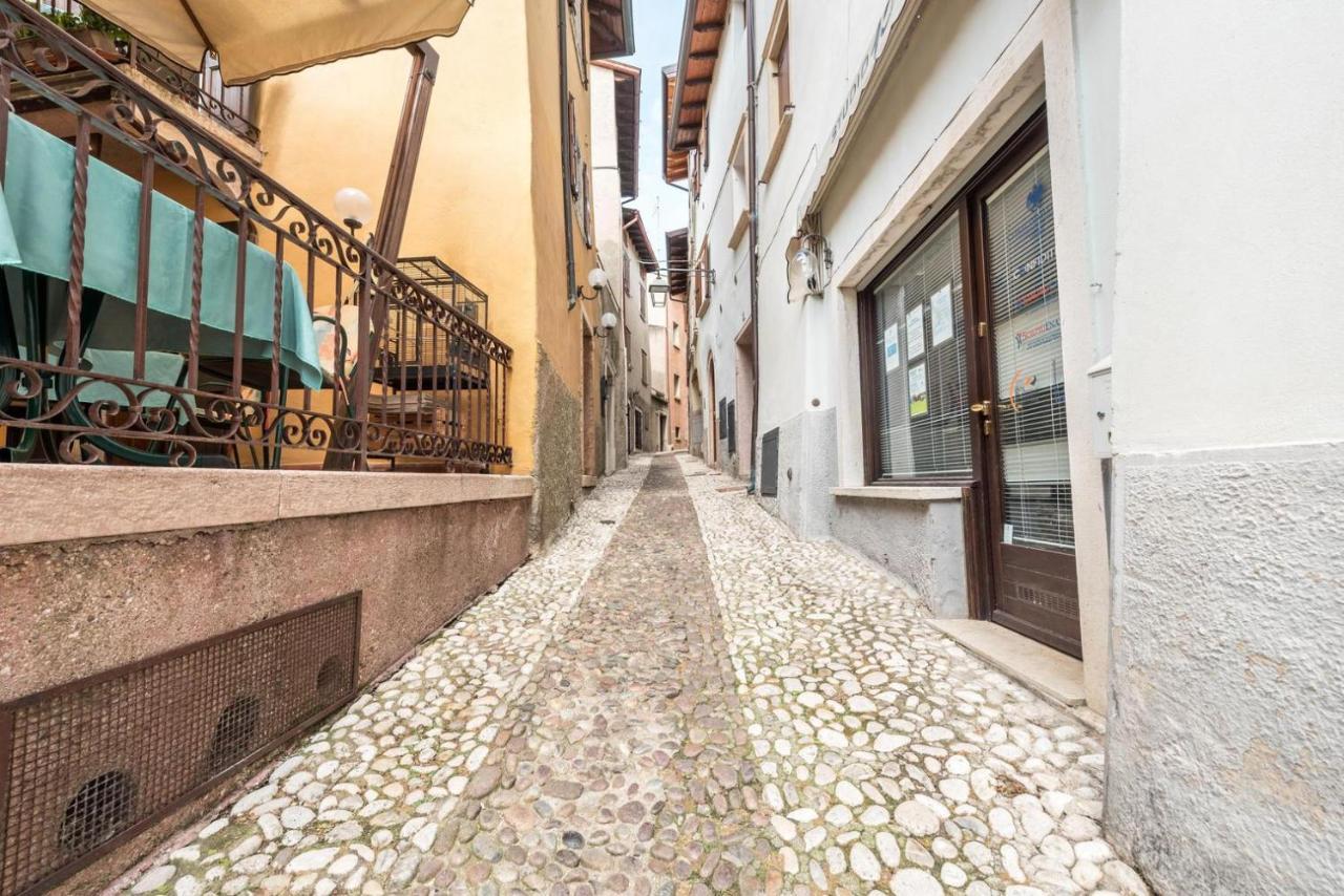 Borgo Due Con Parcheggio Apartment Malcesine Exterior photo